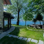 The Writer's Nest Waterfront By Rent Villa