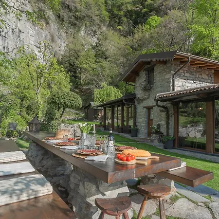 The Writer's Nest Waterfront By Rent * Faggeto Lario