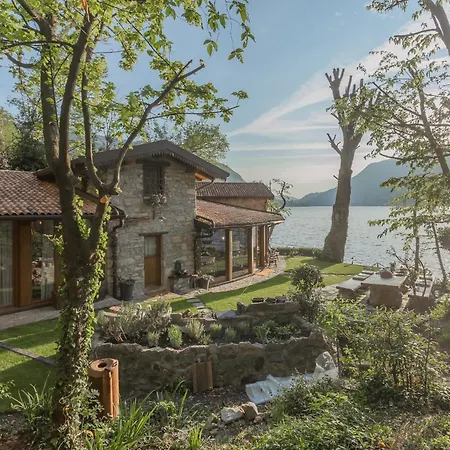 Villa The Writer's Nest Waterfront By Rent Faggeto Lario